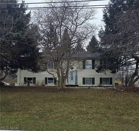 1.63 Acres of Land with Home for Sale in Ashtabula, Ohio