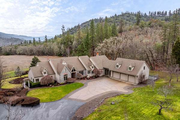 57.1 Acres of Agricultural Land with Home for Sale in Gold Hill, Oregon