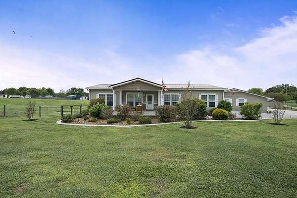 2 Acres of Land with Home for Sale in Hilham, Tennessee