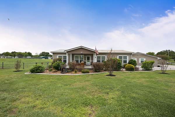 2 Acres of Land with Home for Sale in Hilham, Tennessee
