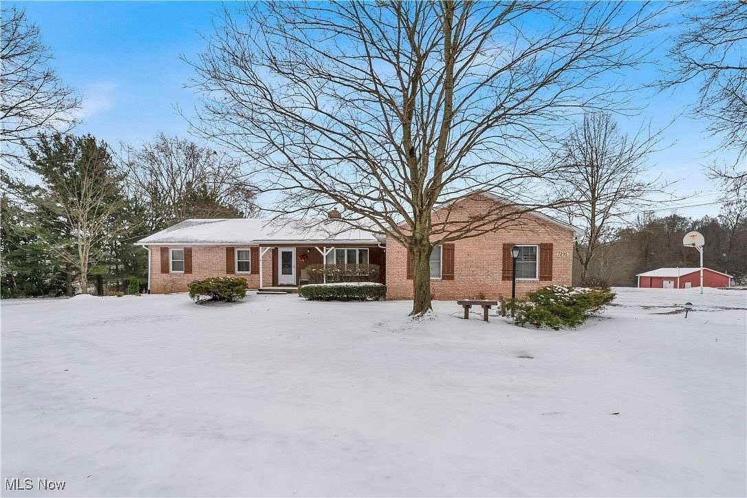 14.3 Acres of Land with Home for Sale in Canfield, Ohio