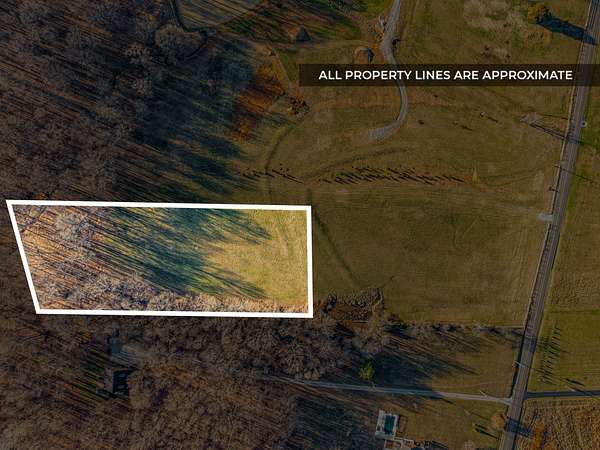 4 Acres of Residential Land for Sale in Springfield, Tennessee