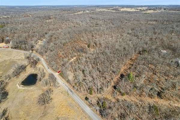40 Acres of Recreational & Residential Land for Sale in Tahlequah, Oklahoma