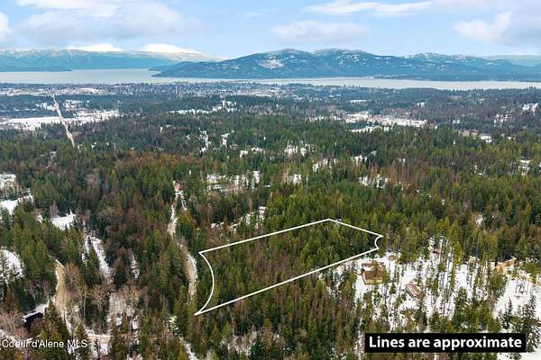 3 Acres of Residential Land for Sale in Sandpoint, Idaho