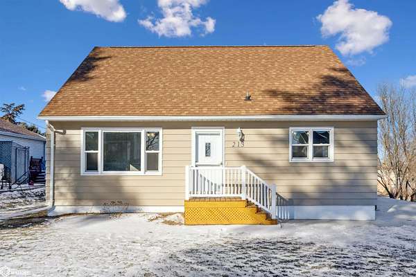 2 Acres of Residential Land with Home for Sale in Gladbrook, Iowa