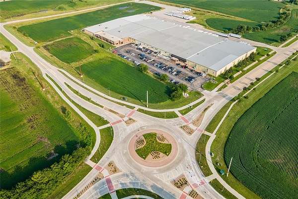 1.45 Acres of Commercial Land for Sale in Hiawatha, Iowa