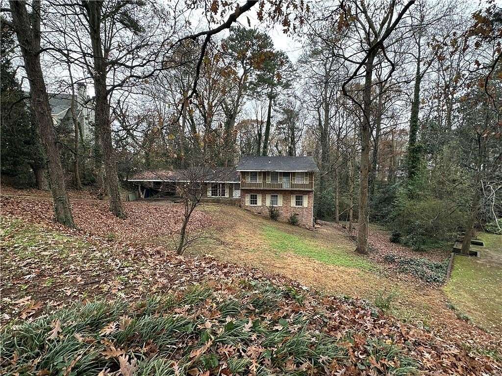 1.57 Acres of Residential Land with Home for Sale in Atlanta, Georgia