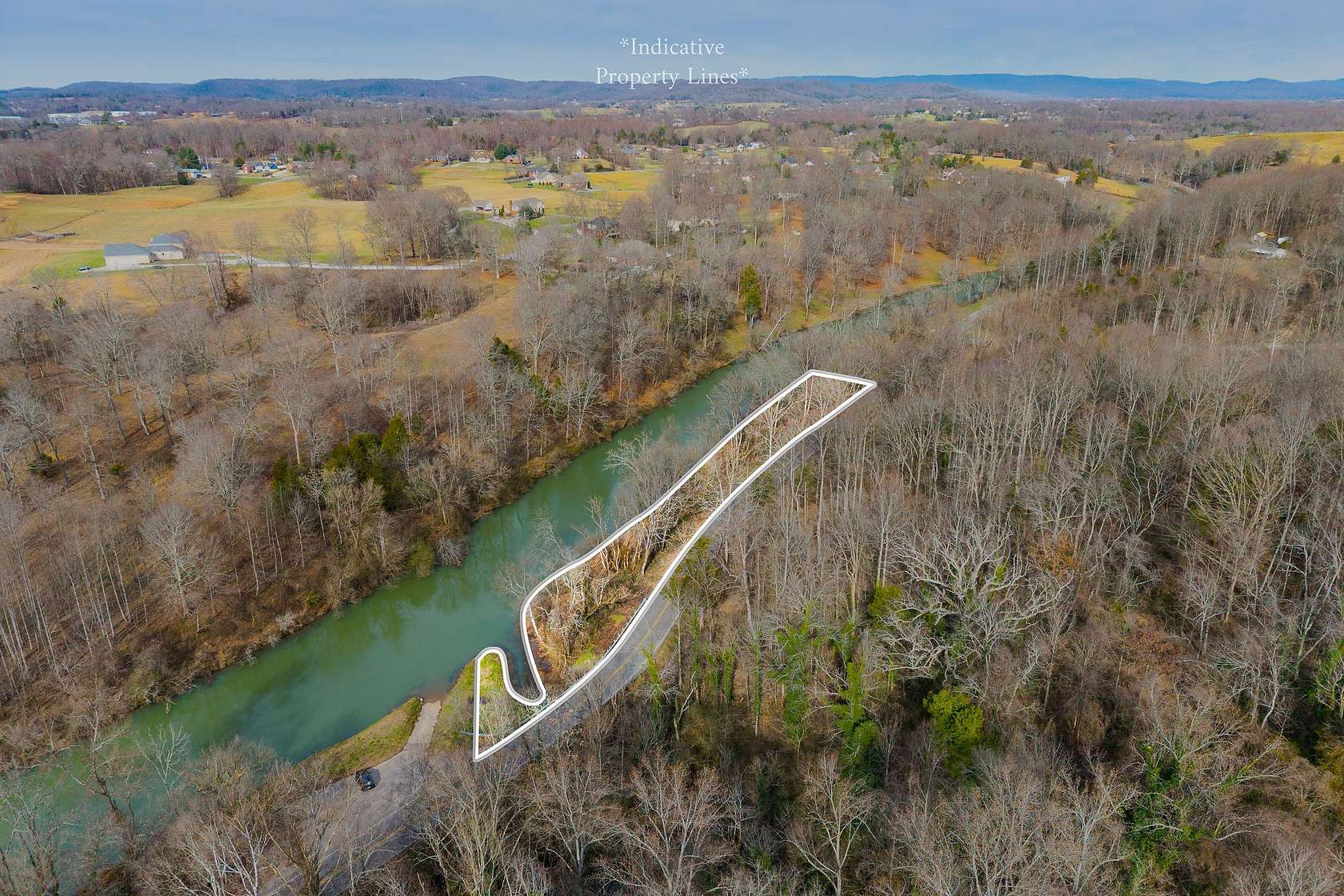 0.9 Acres of Residential Land for Auction in Sparta, Tennessee