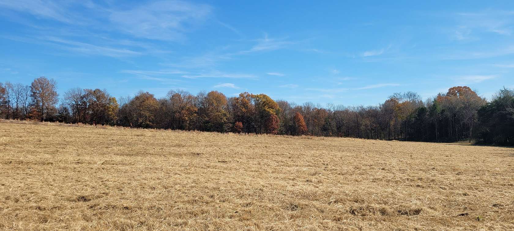 5 Acres of Residential Land for Sale in Shelbyville, Tennessee
