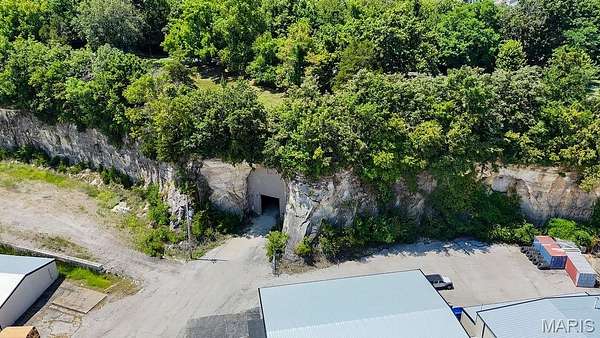 2 Acres of Commercial Land for Lease in Crystal City, Missouri