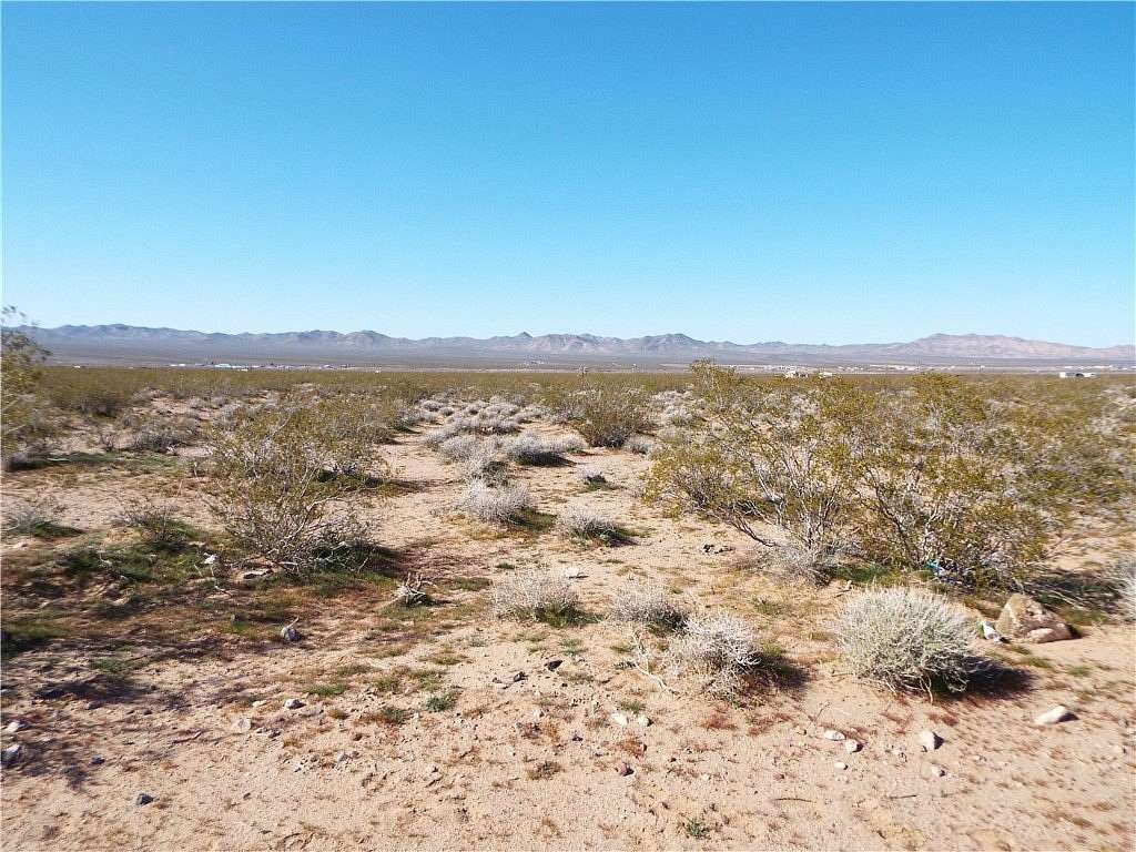 4.72 Acres of Land for Sale in White Hills, Arizona