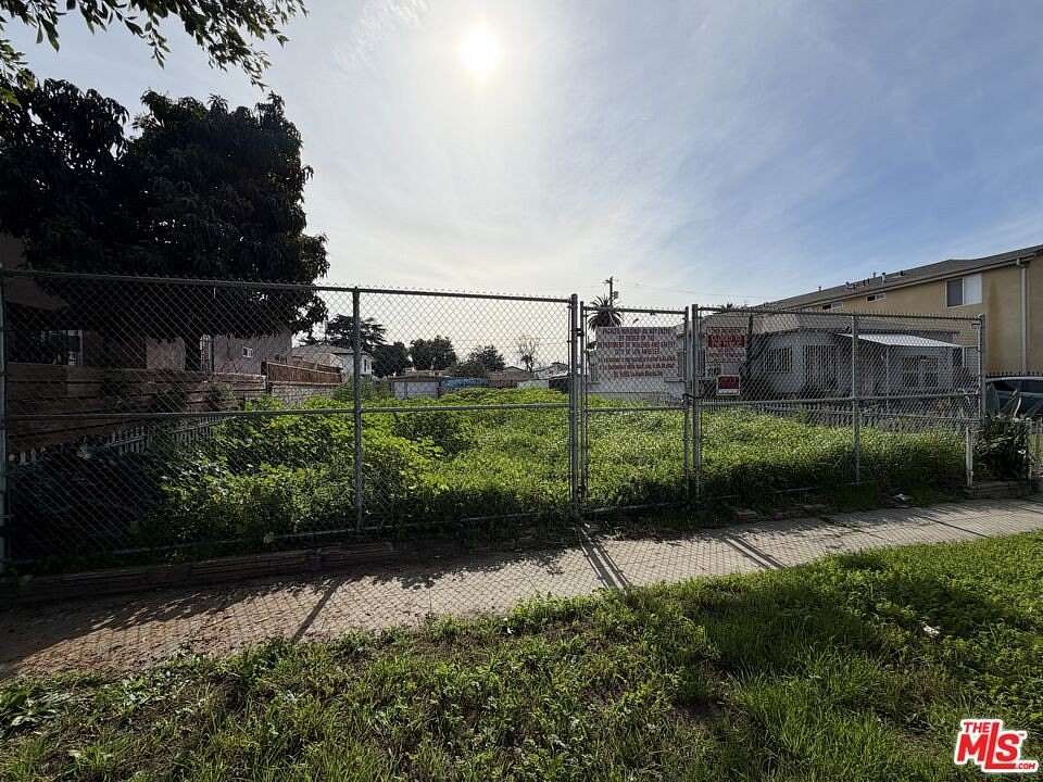 0.12 Acres of Land for Sale in Los Angeles, California