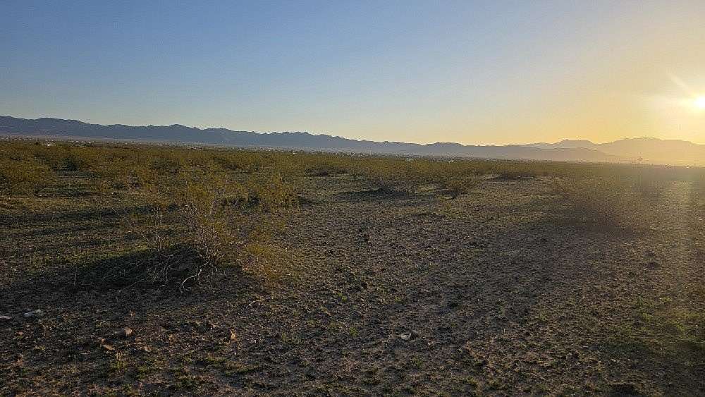 10 Acres of Land for Sale in Golden Valley, Arizona