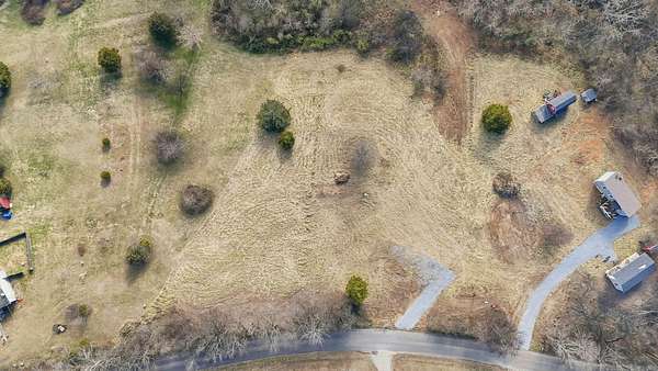 1 Acre of Residential Land for Sale in New Market, Tennessee