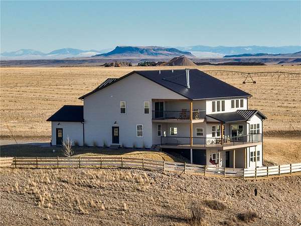 20 Acres of Land with Home for Sale in Fairfield, Montana