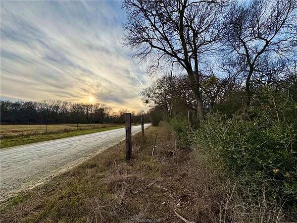 3.2 Acres of Residential Land for Sale in Hearne, Texas
