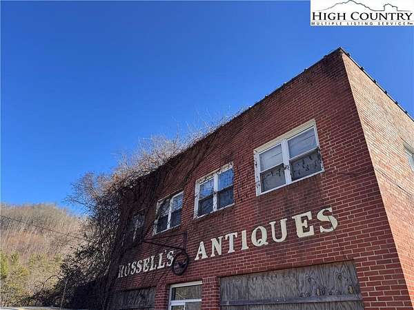 3.14 Acres of Land with Home for Sale in Newland, North Carolina