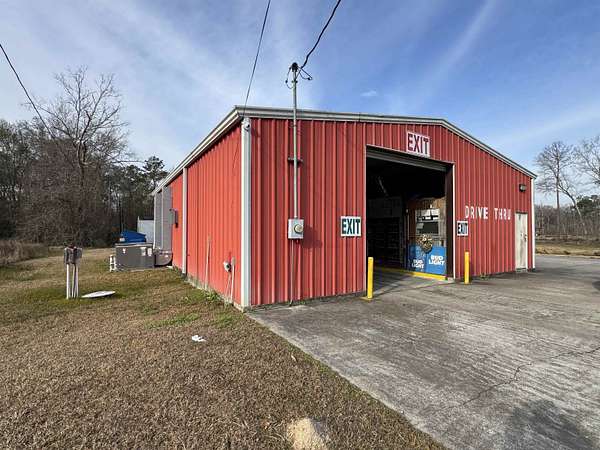 2 Acres of Improved Mixed-Use Land for Sale in Orange, Texas
