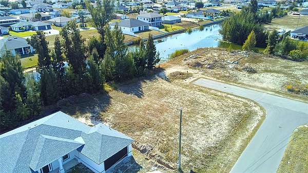 0.27 Acres of Residential Land for Sale in Cape Coral, Florida