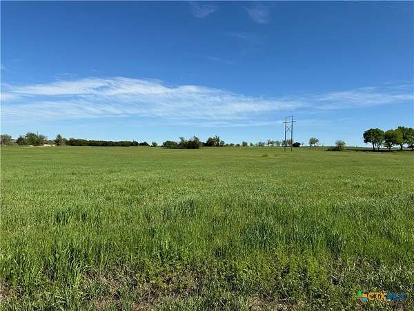 1 Acre of Residential Land for Sale in Troy, Texas