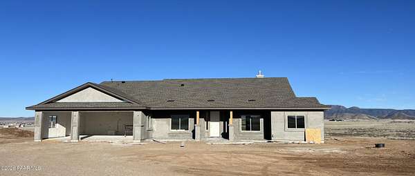 4 Acres of Residential Land with Home for Sale in Prescott Valley, Arizona