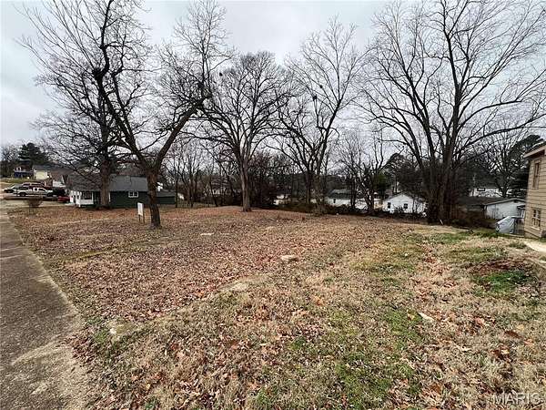0.43 Acres of Residential Land for Sale in Poplar Bluff, Missouri