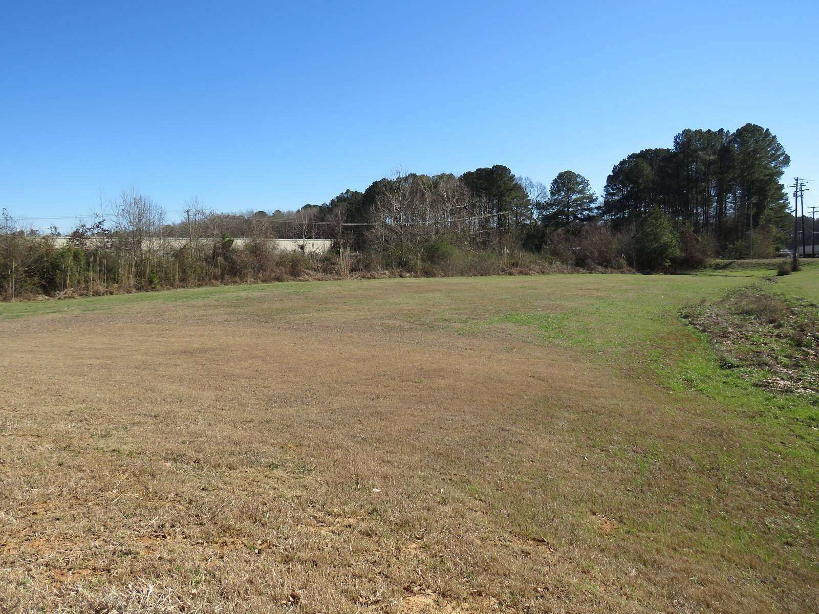 1.8 Acres of Commercial Land for Sale in Kosciusko, Mississippi