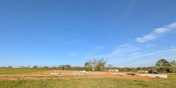2 Acres of Land with Home for Sale in Dothan, Alabama