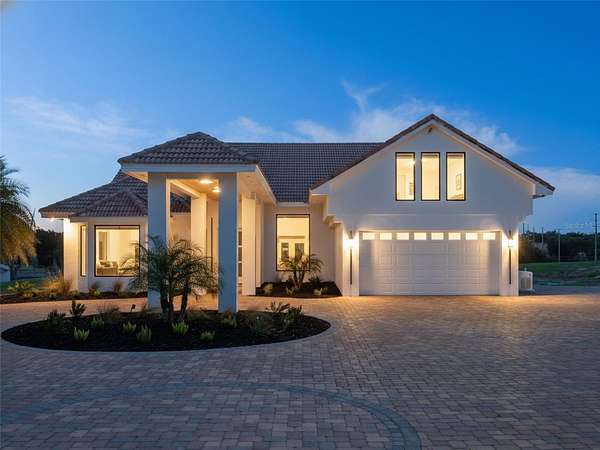 2 Acres of Residential Land with Home for Sale in Groveland, Florida