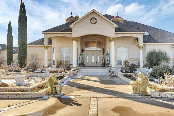 3.22 Acres of Residential Land with Home for Sale in Odessa, Texas