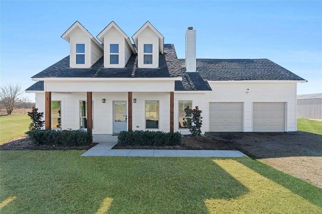 5.13 Acres of Residential Land with Home for Sale in Gunter, Texas