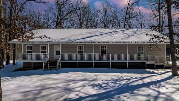 3.28 Acres of Land with Home for Sale in Little Rock, Arkansas