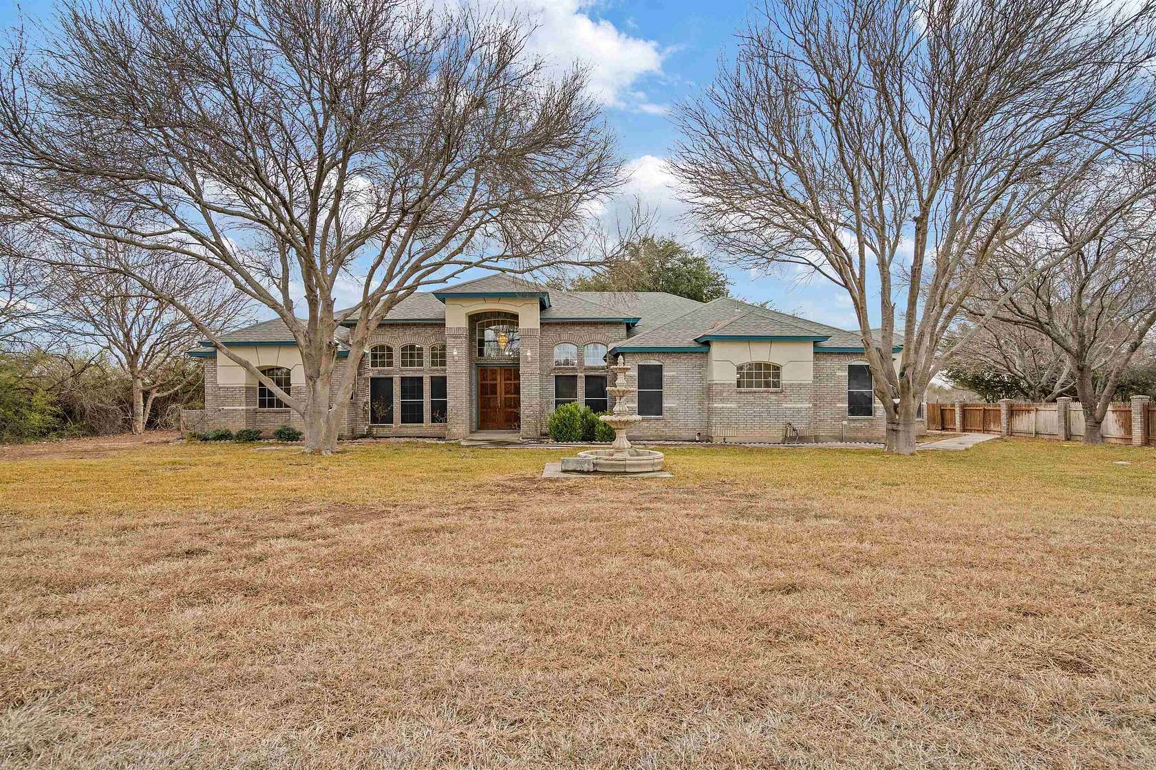 2.5 Acres of Land with Home for Sale in Del Rio, Texas