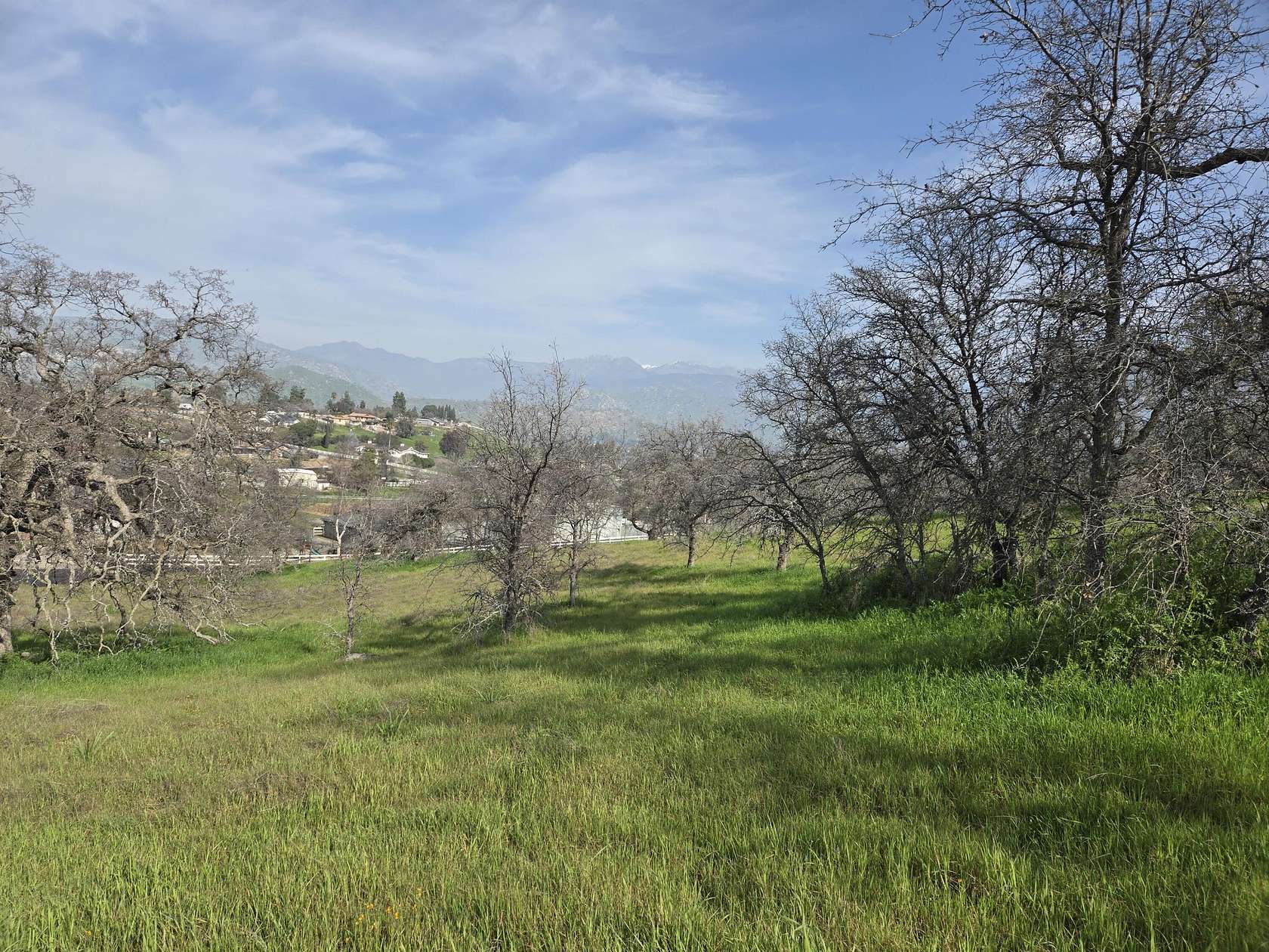 1.32 Acres of Land for Sale in Springville, California