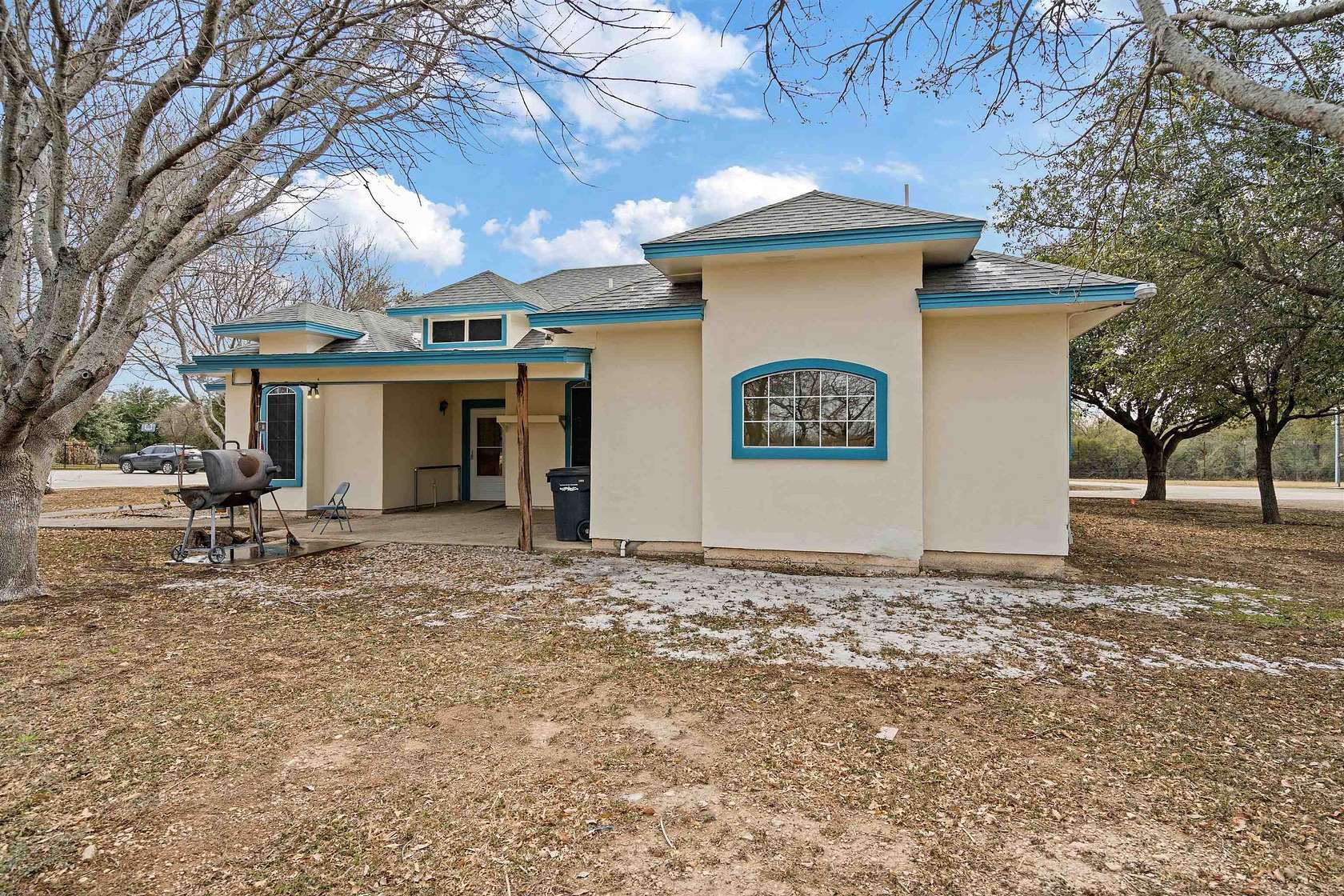 2.5 Acres of Land with Home for Sale in Del Rio, Texas