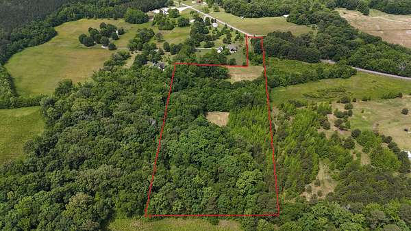 14 Acres of Land for Sale in Moulton, Alabama