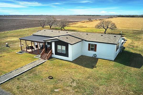 58.2 Acres of Land with Home for Sale in Sinton, Texas