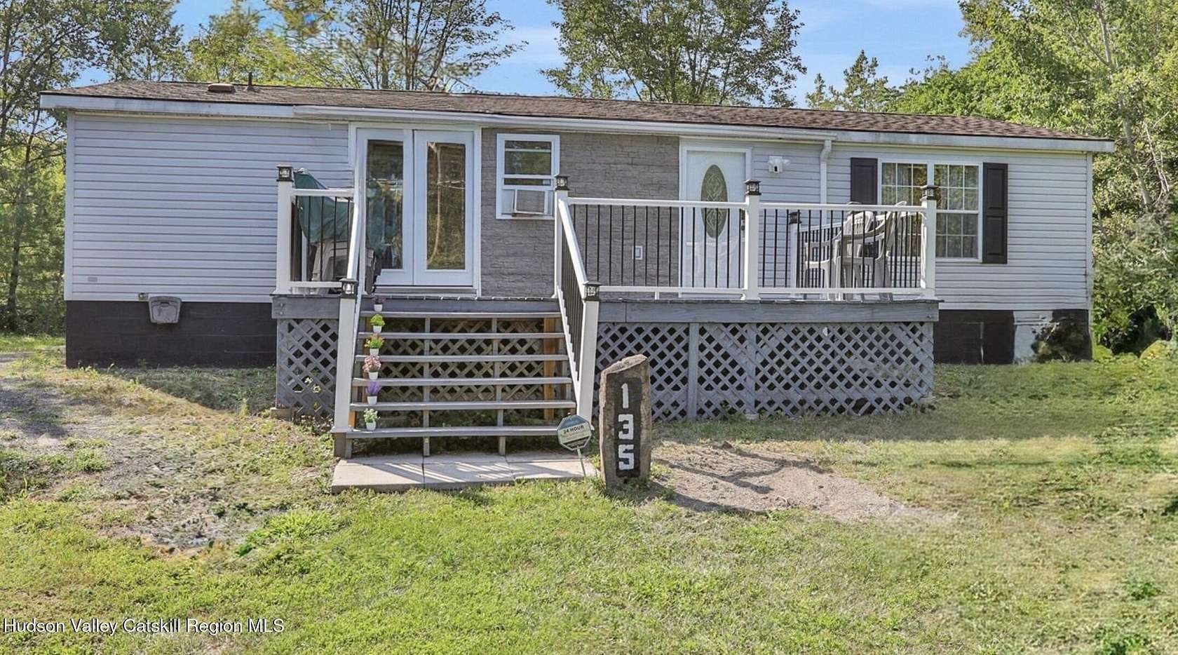 2.8 Acres of Residential Land with Home for Sale in Saugerties, New York