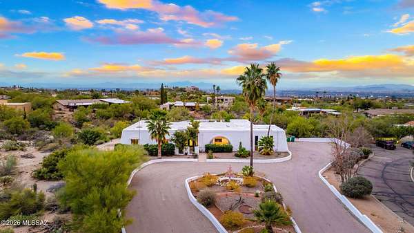 2 Acres of Improved Mixed-Use Land for Sale in Tucson, Arizona
