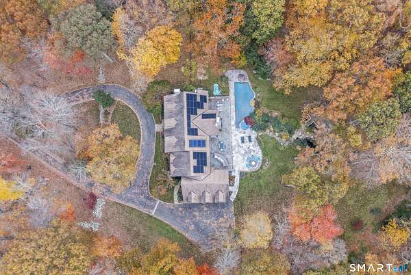 6.57 Acres of Residential Land with Home for Lease in Redding, Connecticut