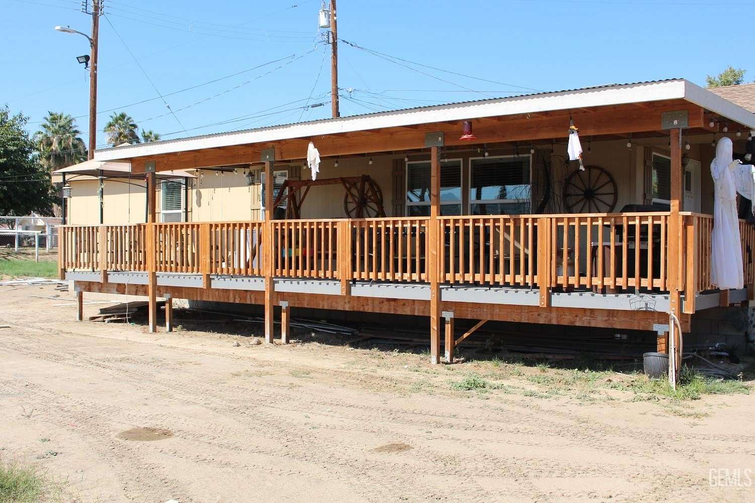 3.12 Acres of Improved Residential Land for Sale in Bakersfield, California