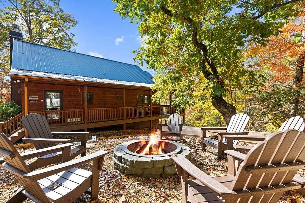 1.5 Acres of Residential Land with Home for Sale in Mineral Bluff, Georgia