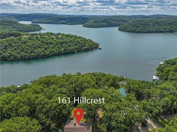 1.6 Acres of Residential Land with Home for Sale in Eureka Springs, Arkansas