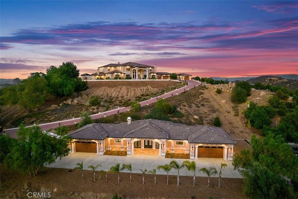 20.4 Acres of Agricultural Land with Home for Sale in Murrieta, California