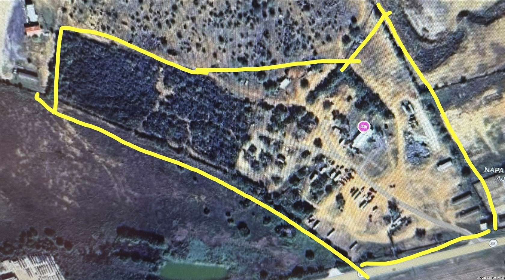 20 Acres of Land for Sale in Dilley, Texas