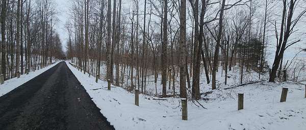 6.6 Acres of Land for Sale in Russell Springs, Kentucky