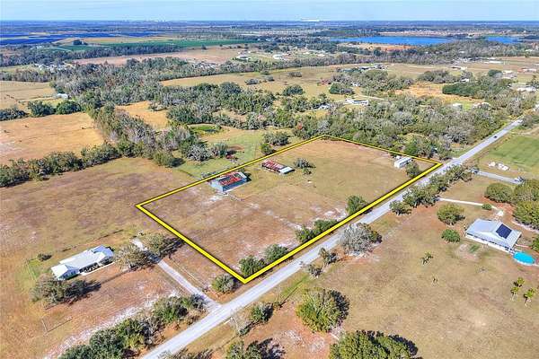5 Acres of Residential Land with Home for Sale in Wimauma, Florida
