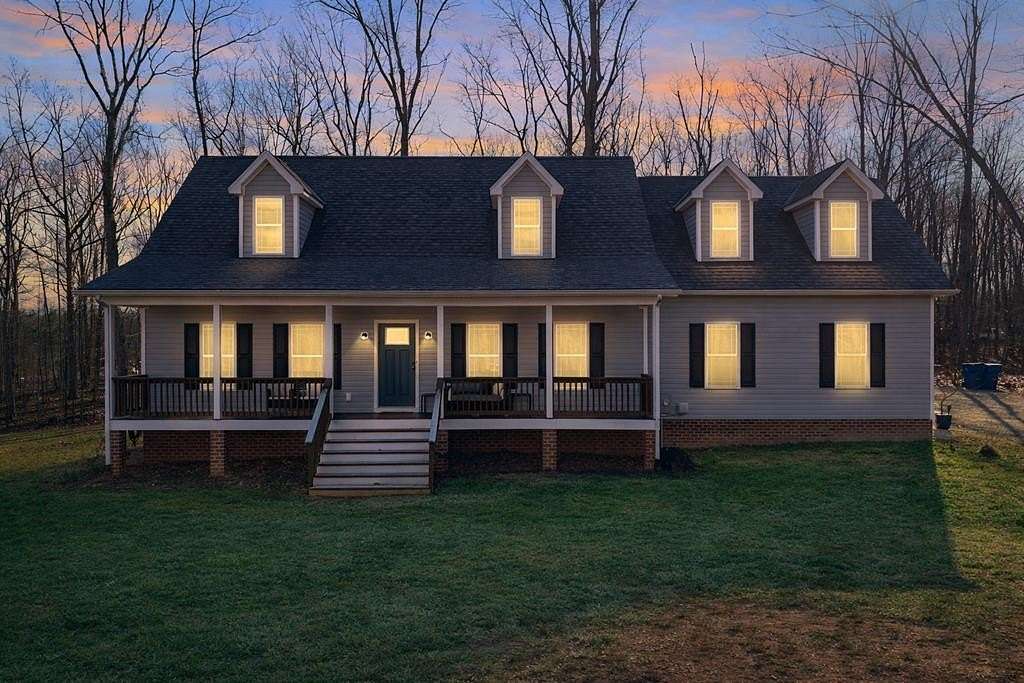 4.16 Acres of Residential Land with Home for Sale in Powhatan, Virginia