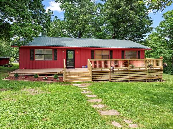 28.7 Acres of Recreational Land with Home for Sale in Harrison, Arkansas