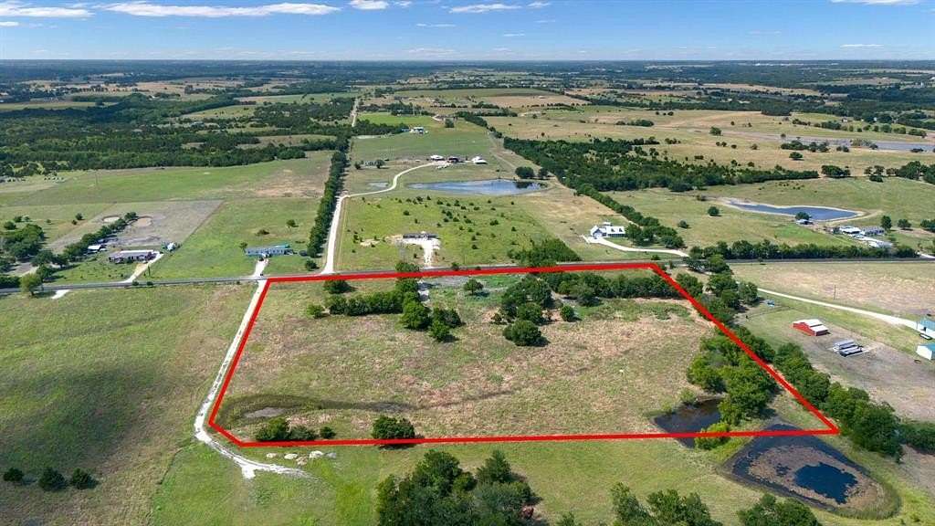 10 Acres of Land for Sale in Blue Ridge, Texas